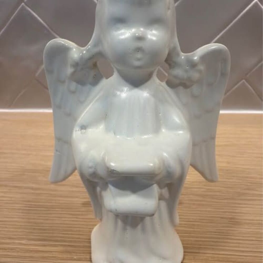 Vtg Holland Mold Porcelain Angel Bella Figurine – $5